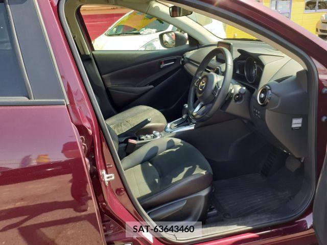 Mazda DEMIO 2017-12 267864-1