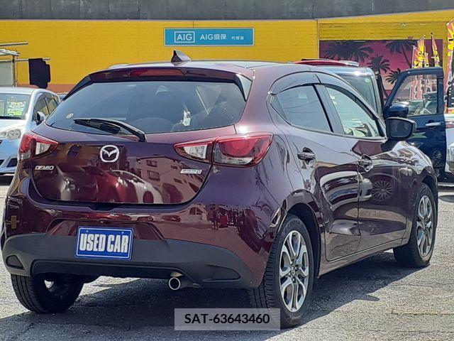 Mazda DEMIO 2017-12 267864-2