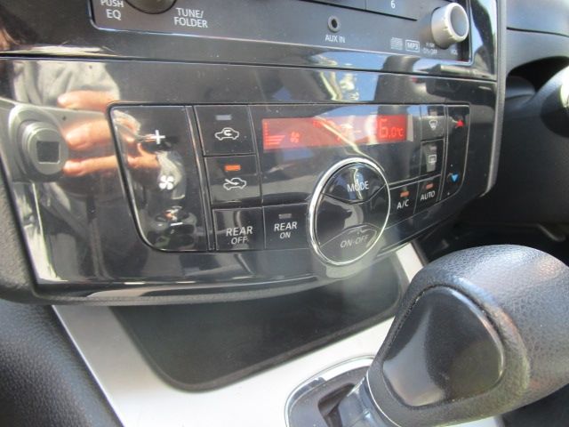 Nissan SERENA 2013-06 408-11