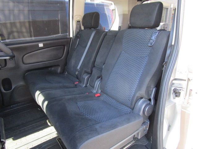 Nissan SERENA 2013-06 408-20