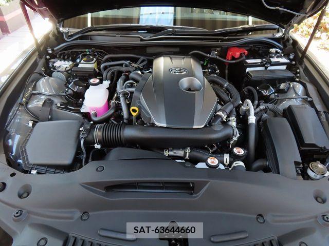 Lexus IS 2023-06 388139-28