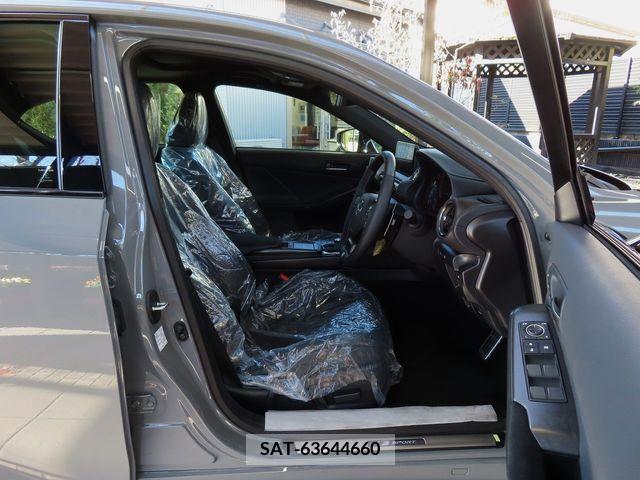 Lexus IS 2023-06 388139-17