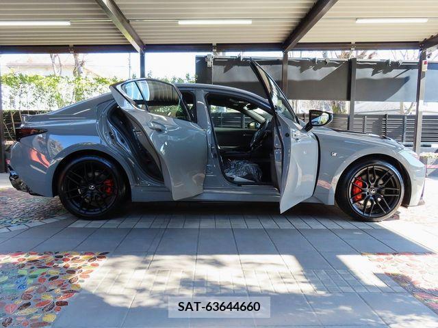 Lexus IS 2023-06 388139-16