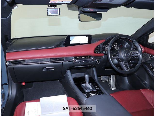 Mazda MAZDA3 2019-09 377938-1