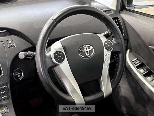 Toyota PRIUS 2011-01 366564-14