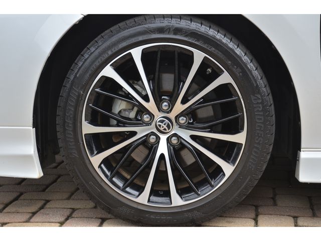 Toyota CAMRY HYBRID 2020-01 8935-23