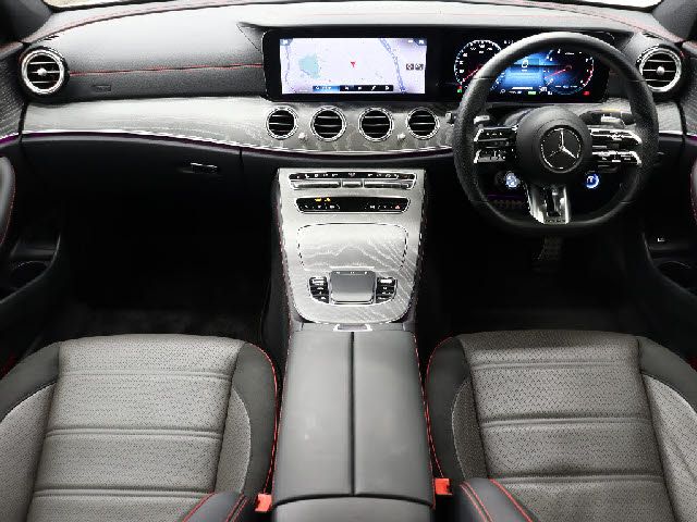 Amg E-CLASS 2021-03 181238-1