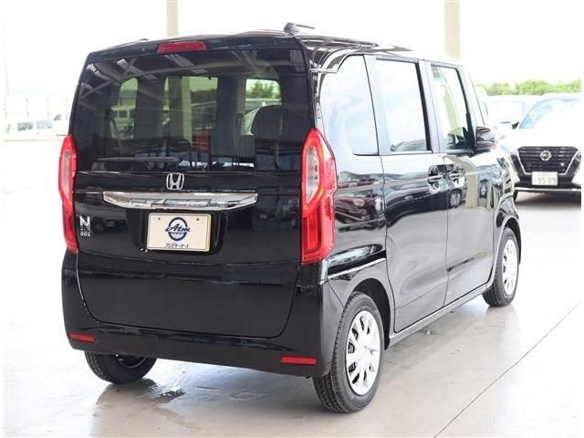 Honda N BOX 2023-05 189888-2