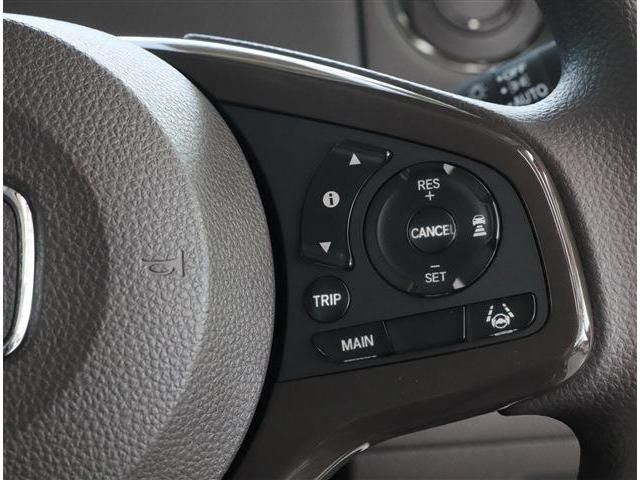 Honda N BOX 2023-05 189888-11