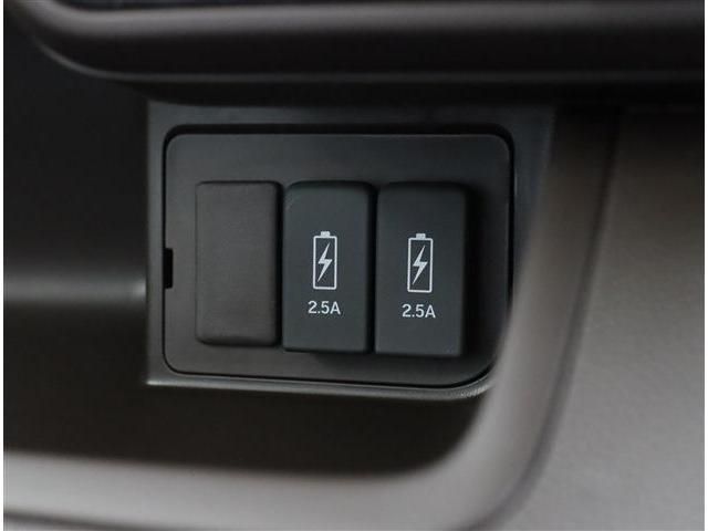 Honda N BOX 2023-05 189888-7