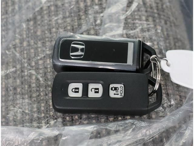 Honda N BOX 2023-05 189888-17