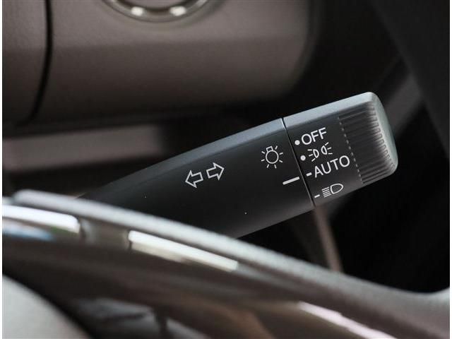Honda N BOX 2023-05 189888-13