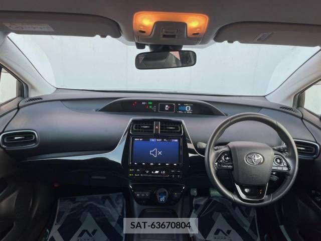 Toyota PRIUS 2019-03 393429-1