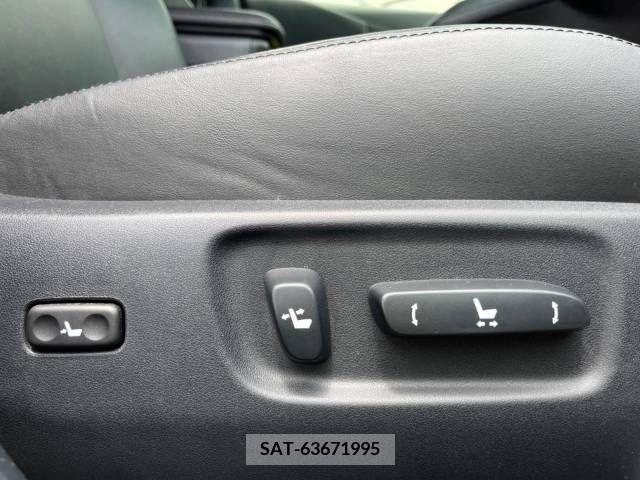 Lexus HS 2014-07 299790-6