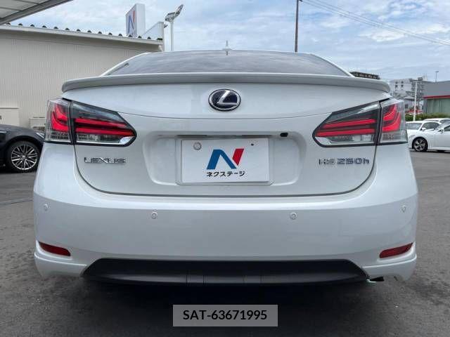 Lexus HS 2014-07 299790-15