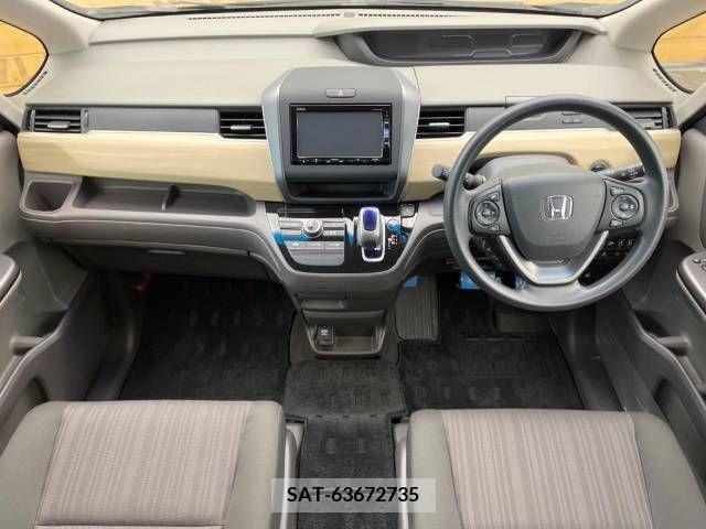 Honda FREED HYBRID 2017-12 375487-1
