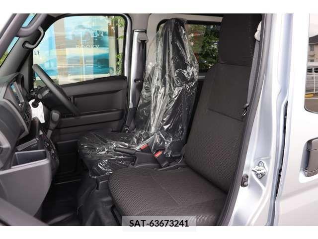 Daihatsu HIJET CARGO 2024-06 379653-17