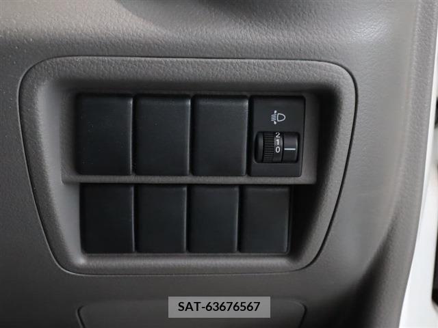 Nissan CLIPPER 2016-04 302164-8