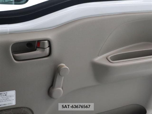 Nissan CLIPPER 2016-04 302164-3