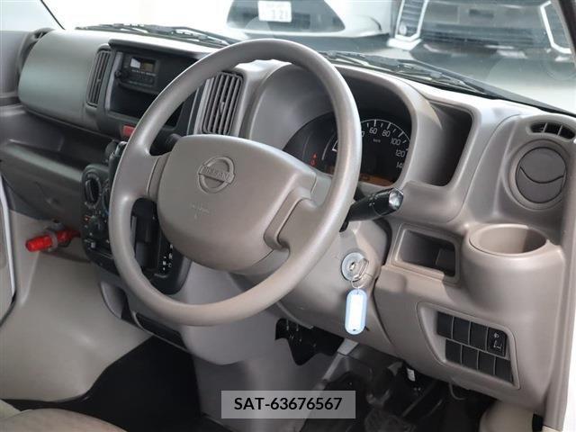 Nissan CLIPPER 2016-04 302164-1