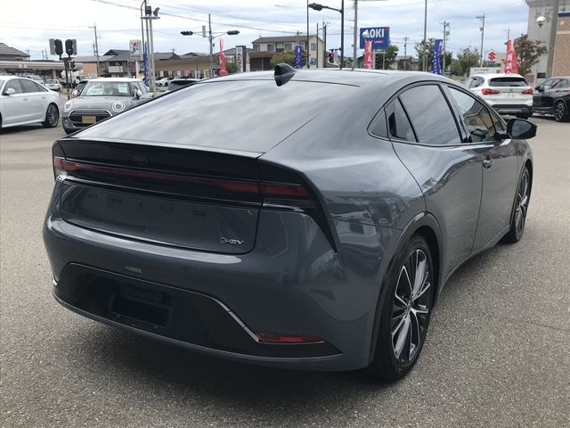 Toyota PRIUS 2023-06 19606-6