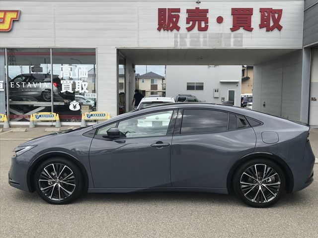 Toyota PRIUS 2023-06 19606-8