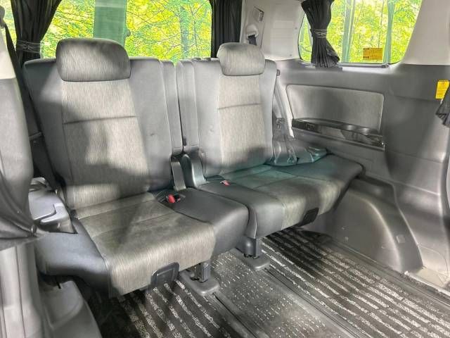 Toyota VELLFIRE 2012-05 183988-9