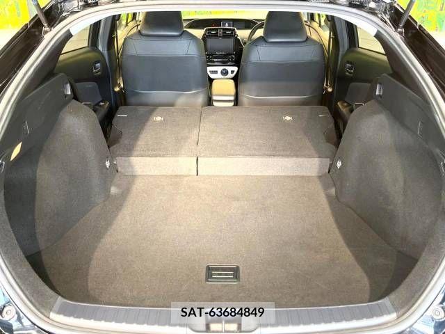 Toyota PRIUS 2018-03 393378-10