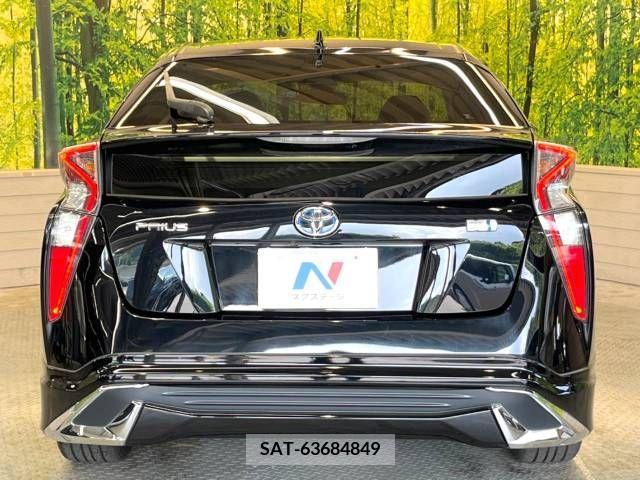 Toyota PRIUS 2018-03 393378-15