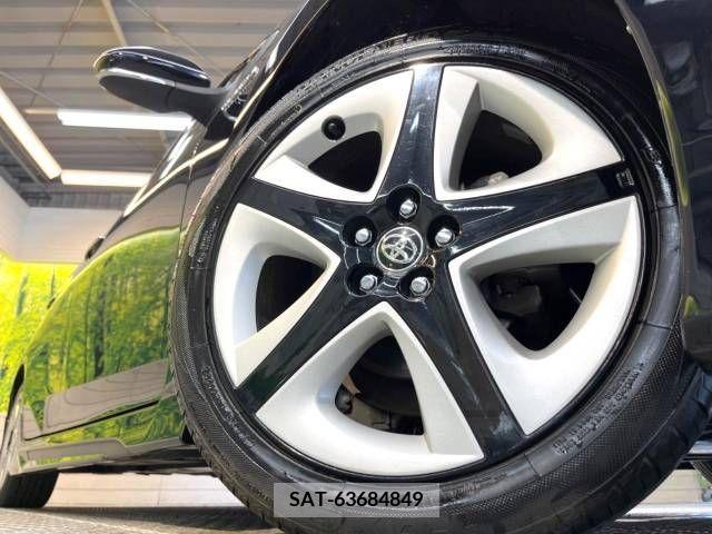 Toyota PRIUS 2018-03 393378-13