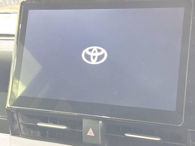 Toyota VOXY 2023-03 181742-5