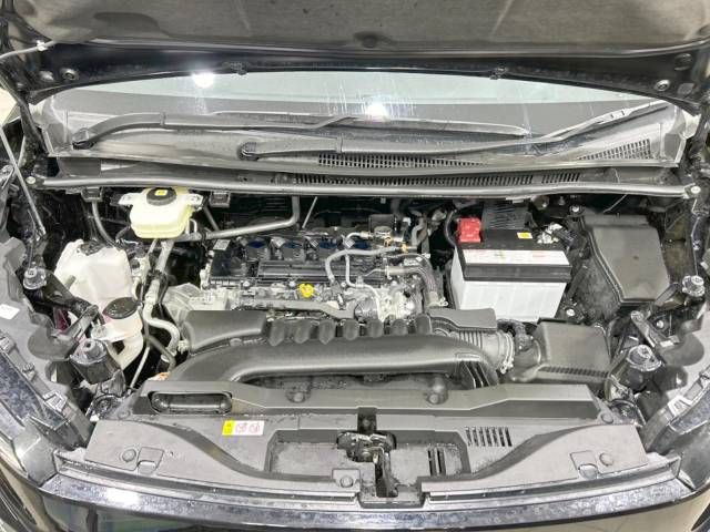 Toyota VOXY 2023-03 181742-19