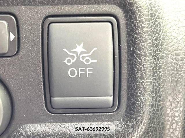 Nissan NOTE 2017-02 230142-4