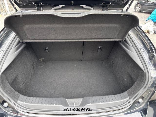 Mazda MAZDA3 2019-07 331063-9