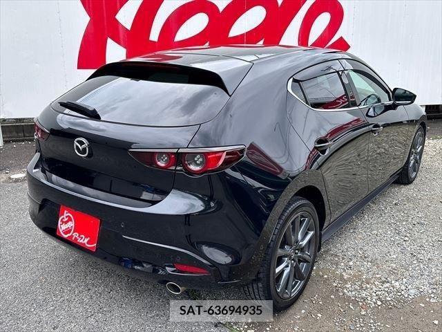 Mazda MAZDA3 2019-07 331063-16