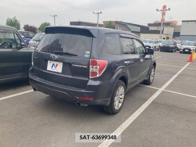 Subaru FORESTER 2011-08 386832-10