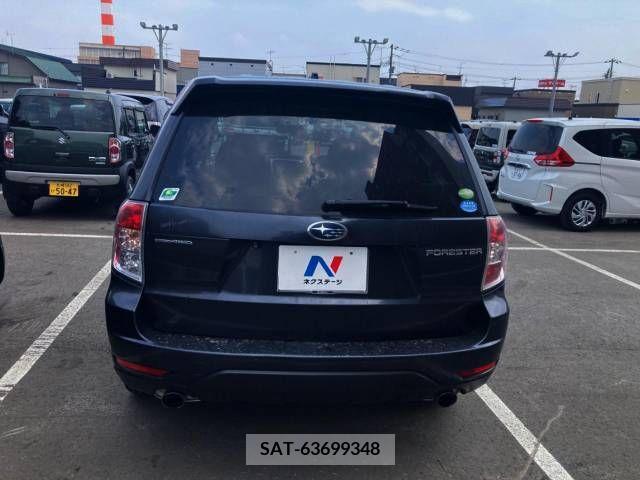 Subaru FORESTER 2011-08 386832-8
