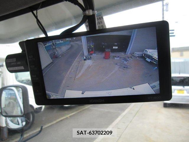 Hino DUTRO 2014-08 320391-18