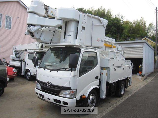 Hino DUTRO 2014-08 320391-1