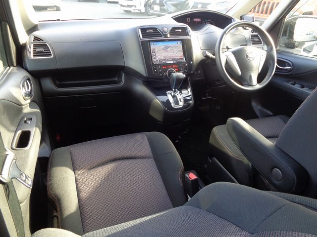 Nissan SERENA 2012-07 182280-10