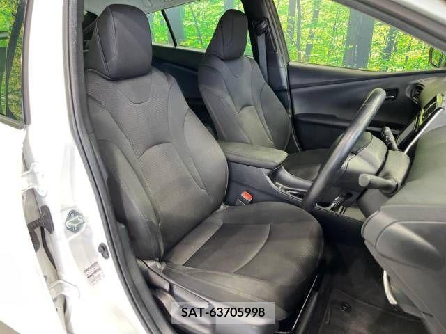 Toyota PRIUS 2019-03 322407-8