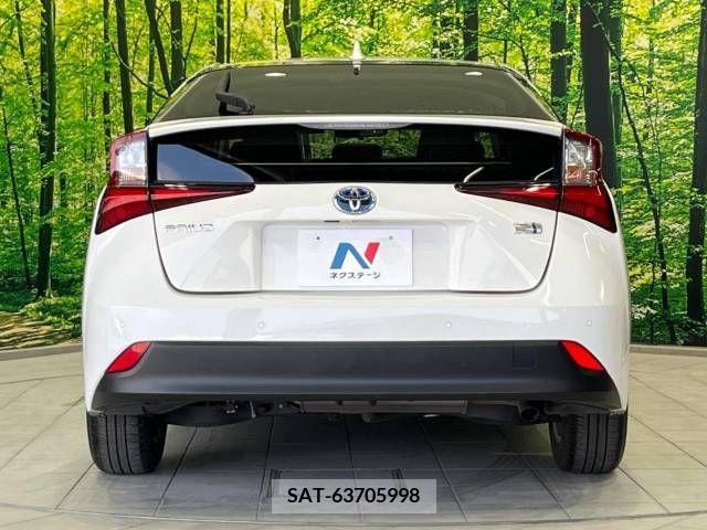 Toyota PRIUS 2019-03 322407-15