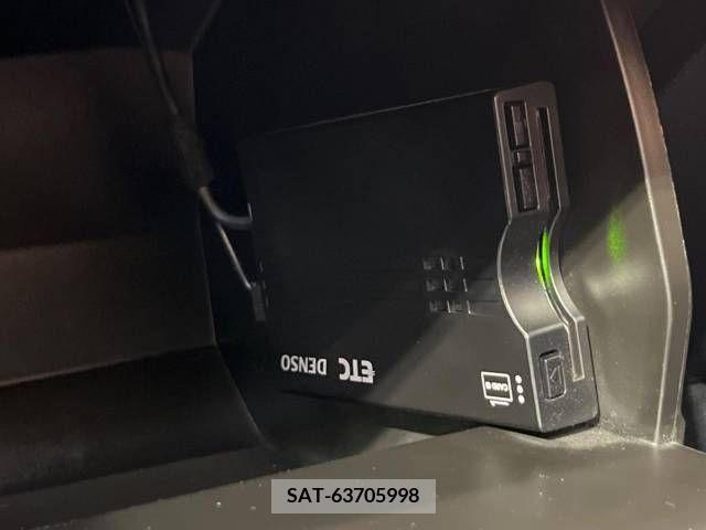 Toyota PRIUS 2019-03 322407-6