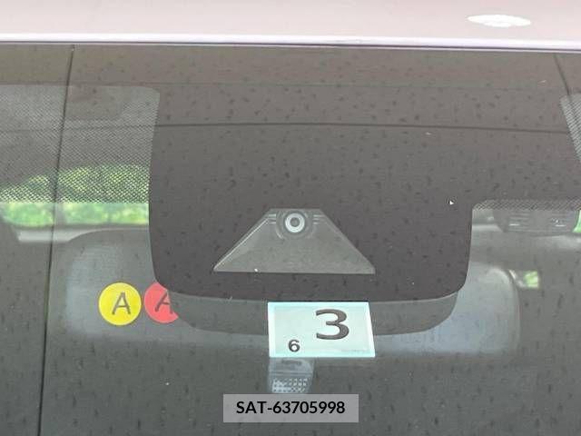 Toyota PRIUS 2019-03 322407-2