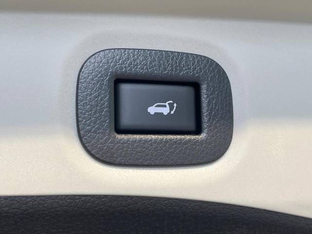 Nissan X-TRAIL 2017-09 180414-7