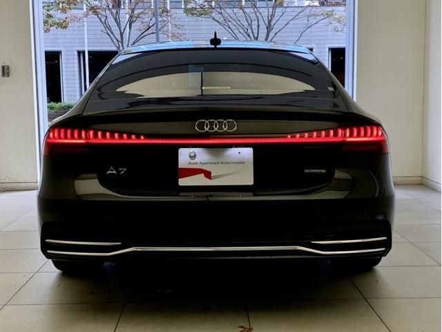 Audi A7 2018-12 10305-4