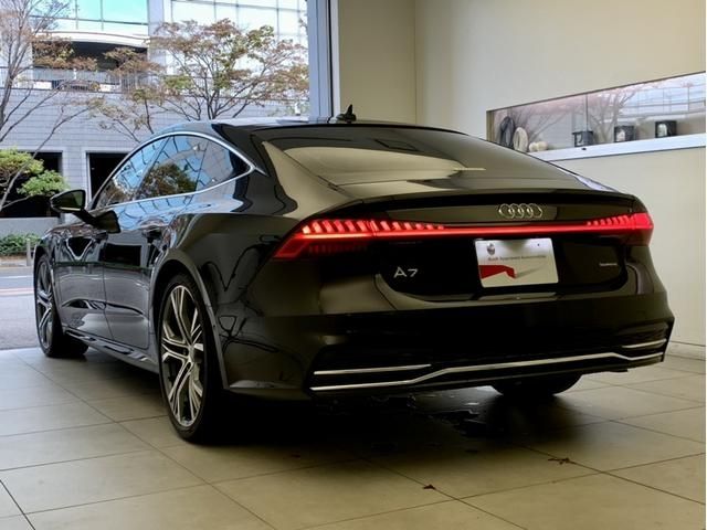Audi A7 2018-12 10305-3