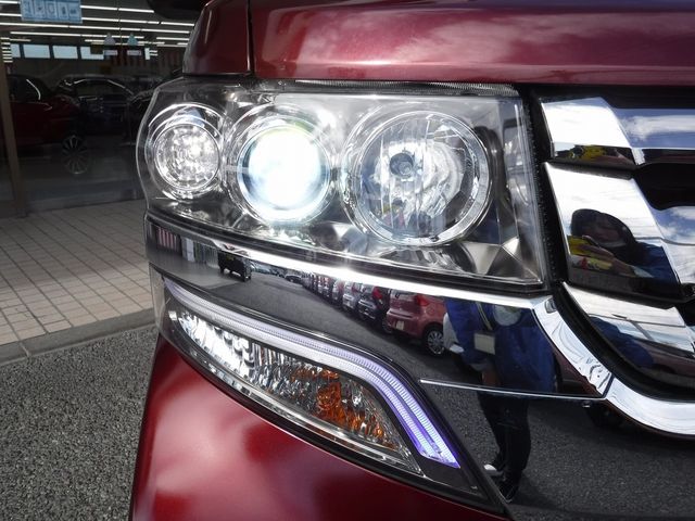 Honda N BOX CUSTOM 2017-05 18750-2