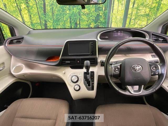 Toyota SIENTA 2015-08 375062-1