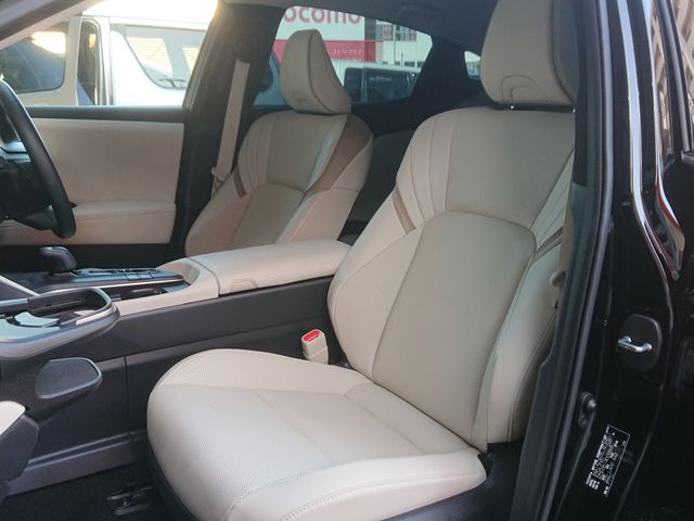 Toyota CROWN 2023-03 193810-6